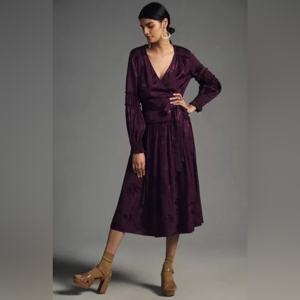 Women's Deep Plum Midi Dress - Elegant V-Neck Long Sleeve